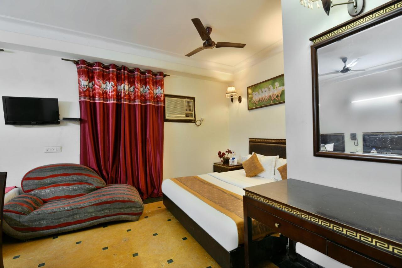 Hotel I Stay & Revels Near New Delhi Railway Station- By Ap Singh Hotels Extérieur photo