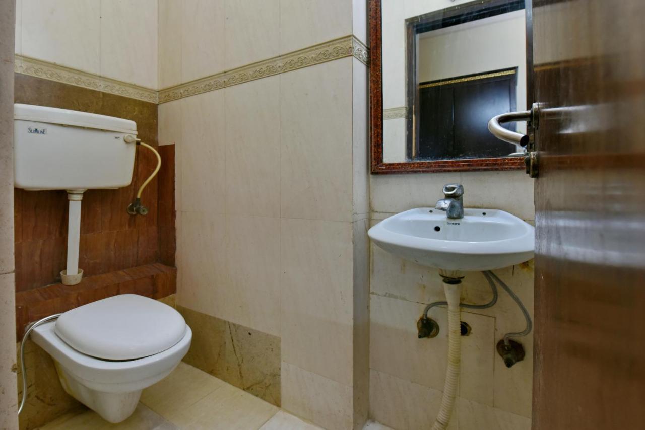 Hotel I Stay & Revels Near New Delhi Railway Station- By Ap Singh Hotels Extérieur photo